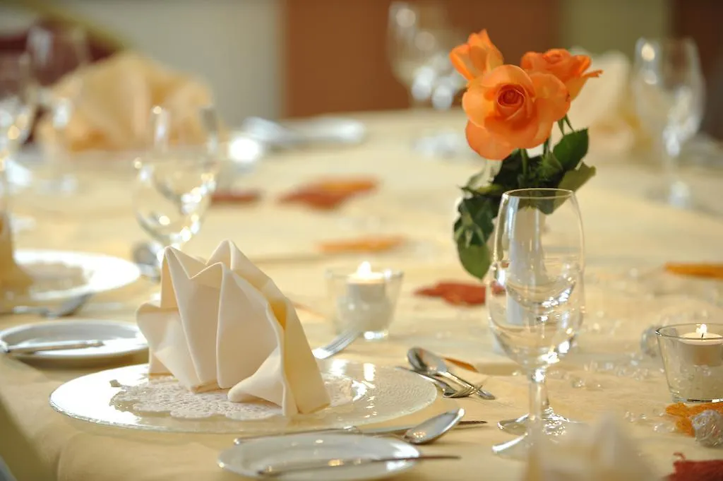 Hotel Apollo Garni Ratisbona