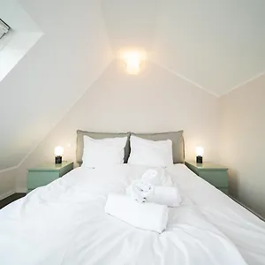 Apartment Favorite -suite And - Altstadt